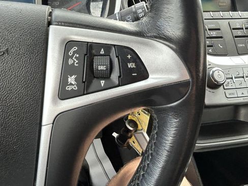 Used 2017 Chevrolet Equinox LT w/ Convenience Package FWD image 17