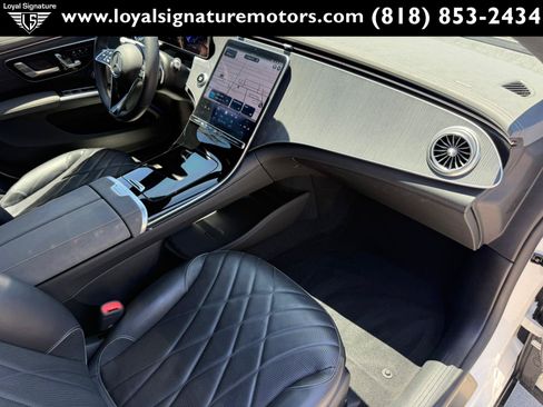 Used 2022 Mercedes-Benz EQS 450+ Sedan image 35
