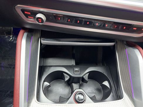 Used 2021 BMW X6 xDrive40i w/ M Sport Package image 31