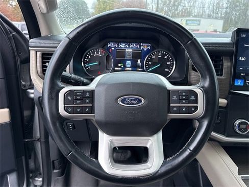 Used 2022 Ford Expedition Max Limited image 27