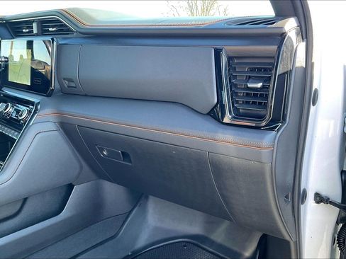 Used 2023 GMC Sierra 1500 AT4 w/ AT4 Premium Package image 16