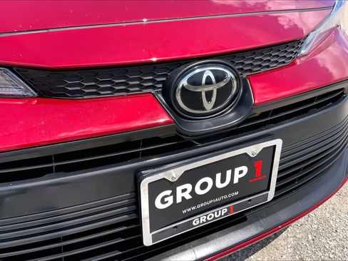 Certified 2025 Toyota Corolla LE image 29