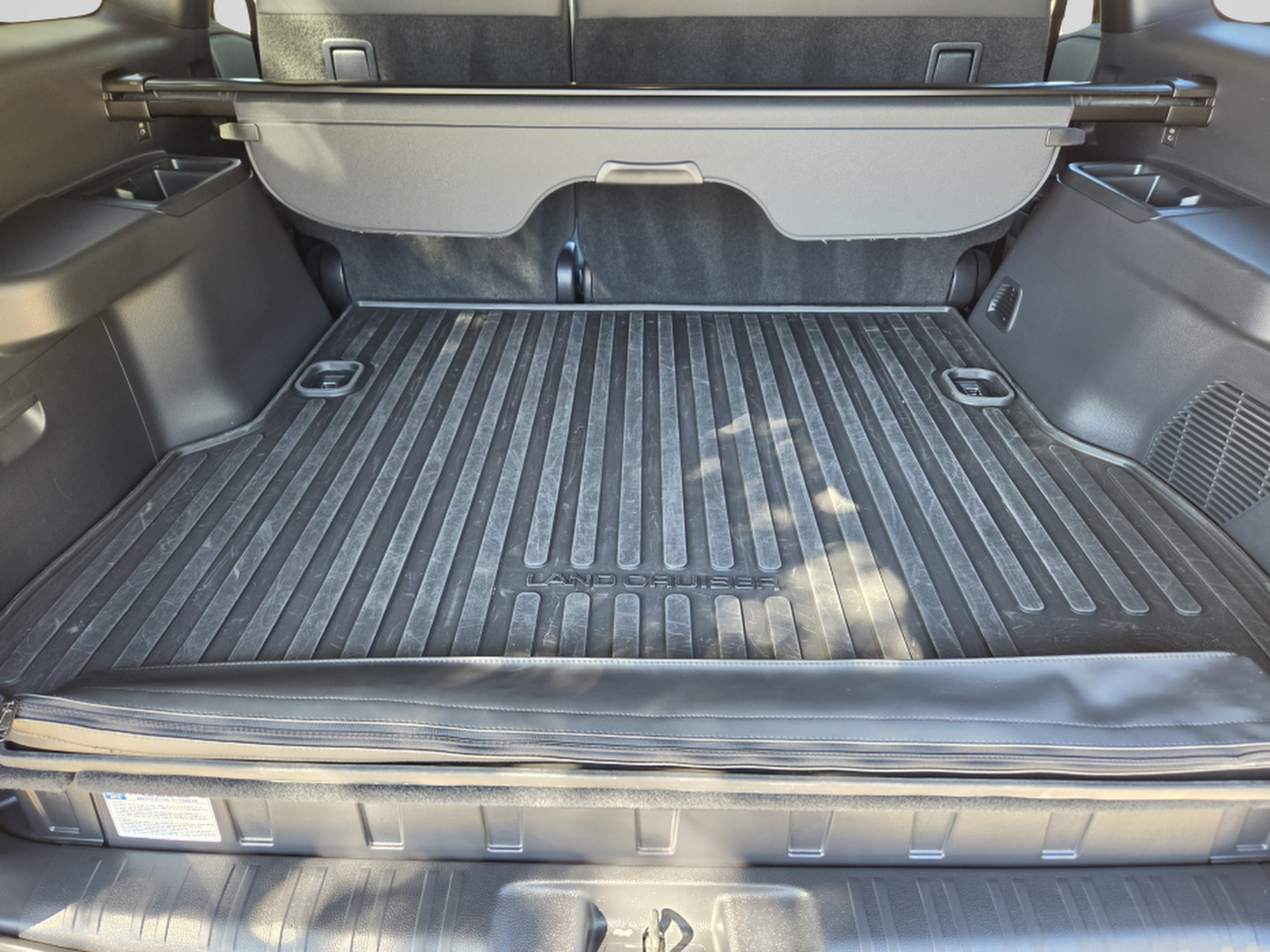Used 2026 Toyota Land Cruiser w/ Premium Package AWD/4WD image 30