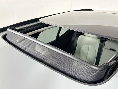 New 2026 Volvo XC40 B5 Plus w/ Protection Package Premier image 20