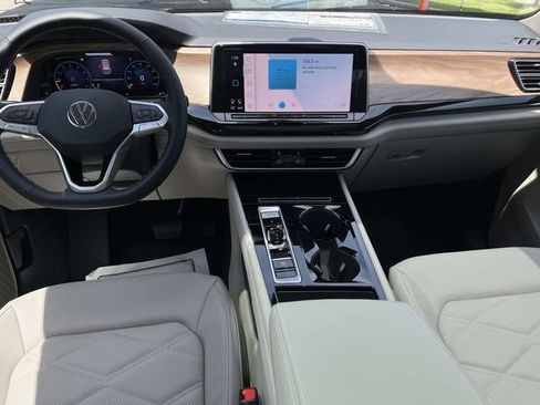 New 2026 Volkswagen Atlas SE FWD image 26