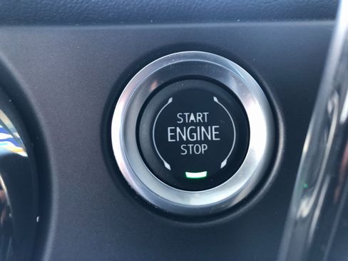 Certified 2024 Chevrolet Blazer RS w/ Driver Confidence II Package image 30