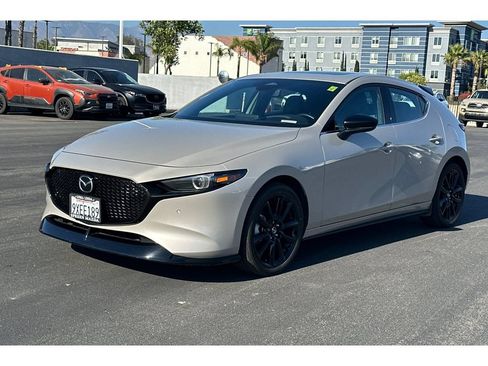 Certified 2025 MAZDA MAZDA3 Hatchback w/Premium Plus Pkg AWD/4WD image 2
