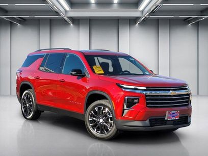 New 2026 Chevrolet Traverse LT w/ Sun and Wheel Package