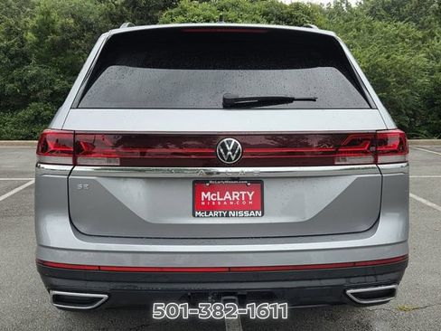 Used 2024 Volkswagen Atlas SE FWD image 4
