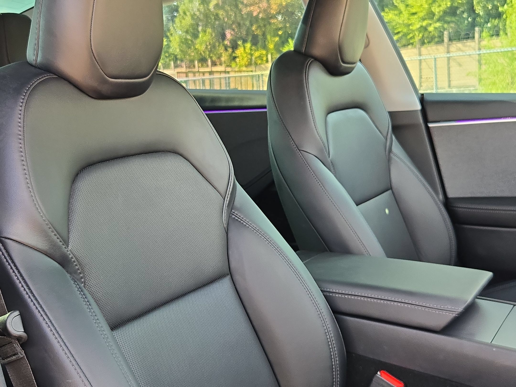 Used 2025 Tesla Model 3 Long Range RWD image 29