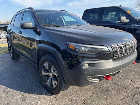 Used 2019 Jeep Cherokee Trailhawk image 6