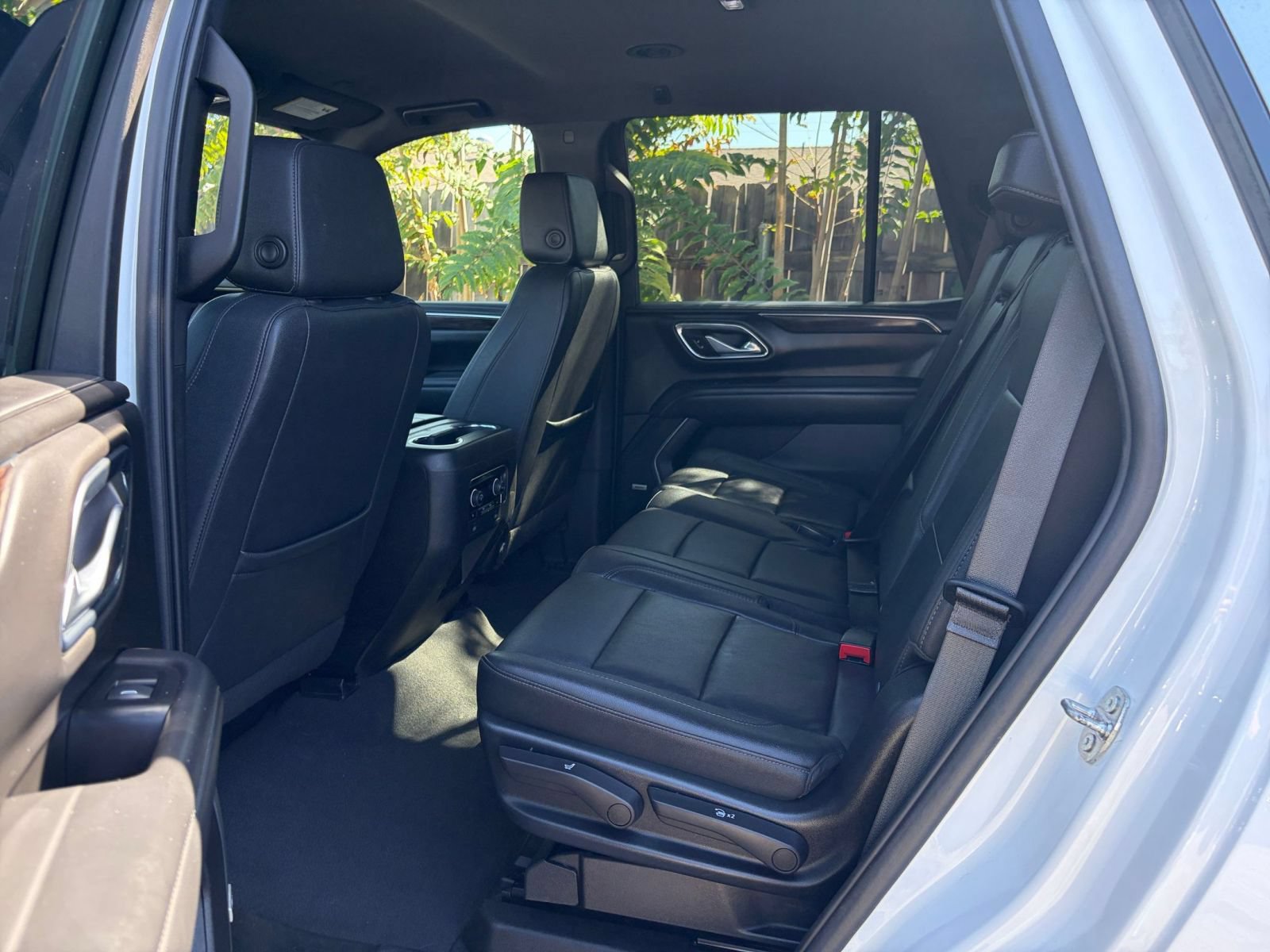 Used 2023 Chevrolet Tahoe LT w/ Luxury Package AWD/4WD image 28