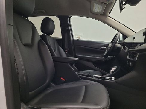 Used 2024 Buick Encore GX Sport Touring FWD image 21