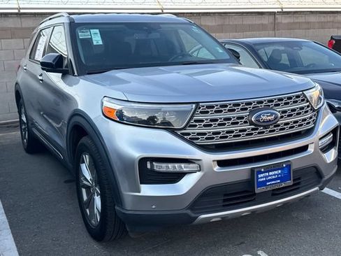 Used 2023 Ford Explorer Limited RWD image 2