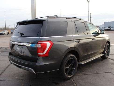 Used 2020 Ford Expedition XLT w/ Equipment Group 202A image 5