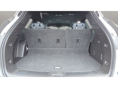 Used 2024 Buick Enclave Premium AWD/4WD image 14