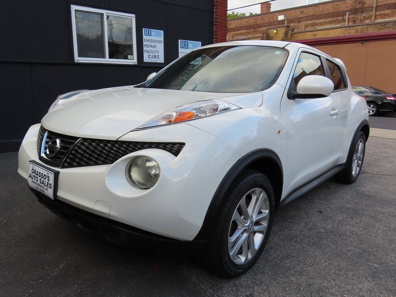 Used 2013 Nissan Juke SL AWD/4WD image 1