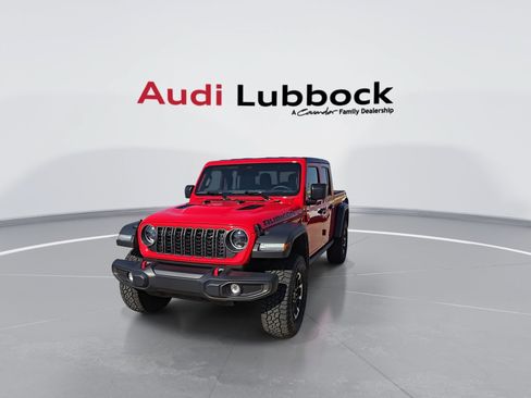 Used 2026 Jeep Gladiator Rubicon AWD/4WD image 4