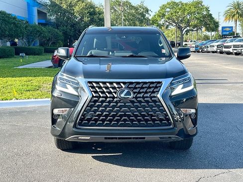 Used 2023 Lexus GX 460 Premium image 2