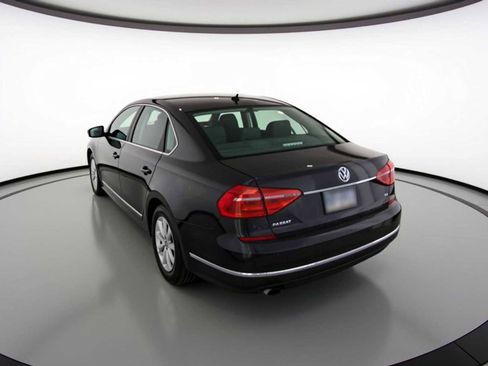 Used 2016 Volkswagen Passat 1.8T S image 5