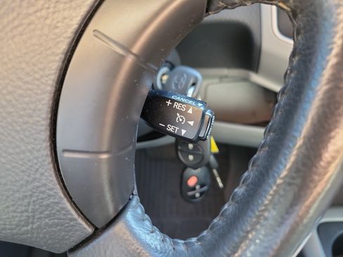 Used 2010 Toyota Tacoma PreRunner w/ TRD Sport Pkg RWD image 27