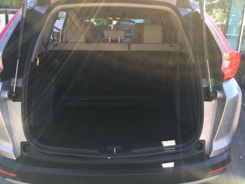 Used 2017 Honda CR-V LX image 32