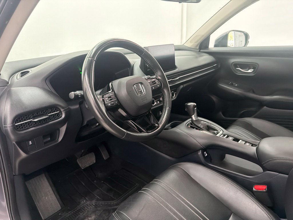 Used 2023 Honda HR-V EX-L image 16
