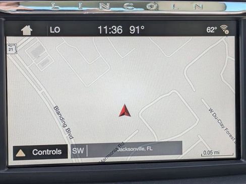 Used 2018 Lincoln Continental Black Label w/ Rear-seat Package image 10