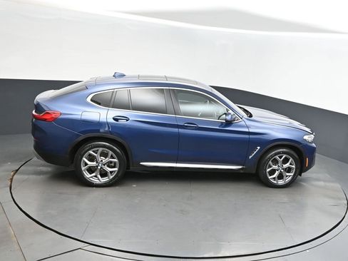 Certified 2025 BMW X4 xDrive30i image 33