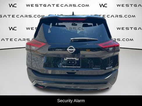 Used 2023 Nissan Rogue SV w/ SV Premium B Package FWD image 5