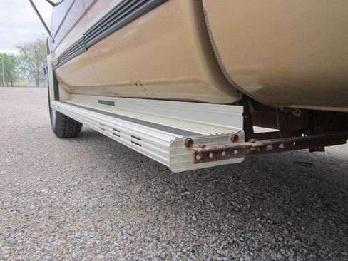 Used 1989 Chevrolet Silverado 3500 C3500 2dr Extended Cab LB image 20