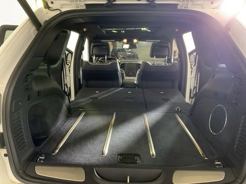 Used 2015 Jeep Grand Cherokee Overland image 33