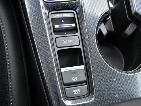 Used 2024 Honda Civic Sport image 25