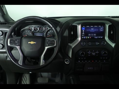 Used 2022 Chevrolet Silverado 2500 LTZ w/ LTZ Plus Package image 17