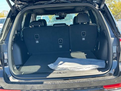 New 2025 Jeep Grand Cherokee Limited w/ Luxury Tech Group II image 36