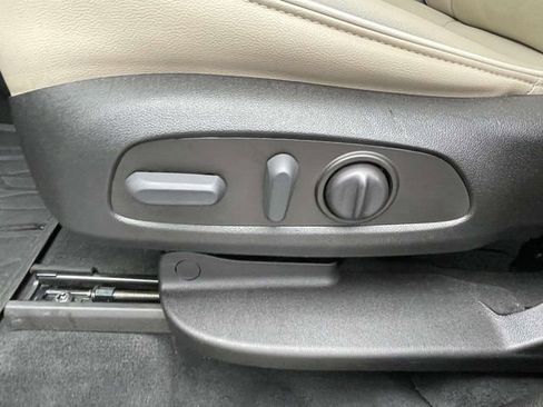 Certified 2023 Chevrolet Traverse Premier image 16