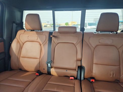 Used 2021 RAM 1500 Limited w/ Off Road Group image 9