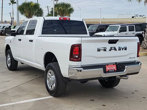 New 2026 RAM 2500 Tradesman AWD/4WD image 12