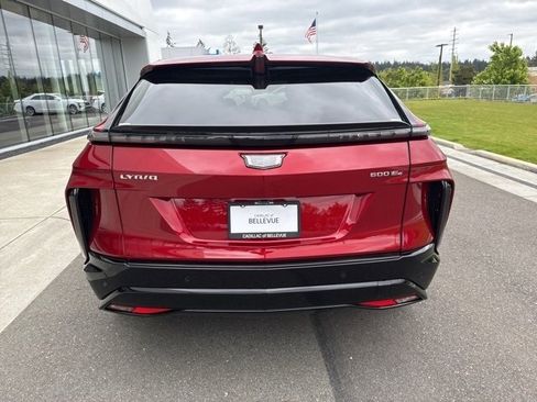 New 2025 Cadillac Lyriq Sport image 7
