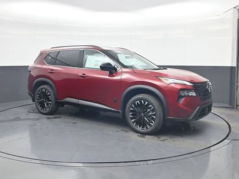 Used 2026 Nissan Rogue Dark Armor FWD image 1