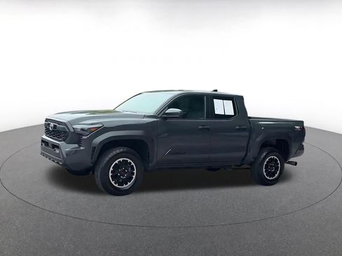 Used 2025 Toyota Tacoma TRD Off-Road AWD/4WD image 9