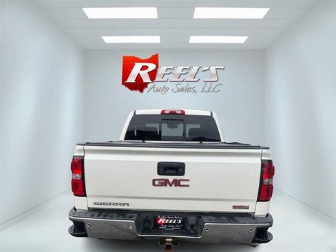 Used 2015 GMC Sierra 1500 SLE w/ All-Terrain Package AWD/4WD image 29