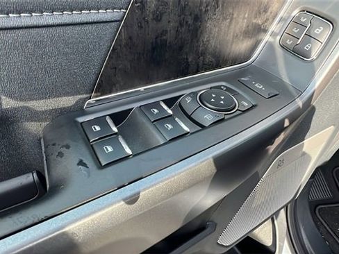 New 2025 Ford F250 Lariat w/ FX4 Off-Road Package image 23