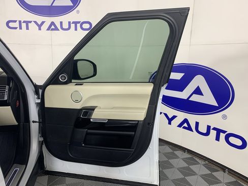 Used 2016 Land Rover Range Rover Long Wheelbase Supercharged image 41