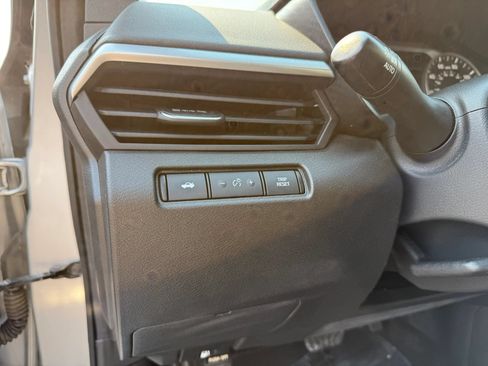 Used 2020 Nissan Altima 2.5 S FWD image 16