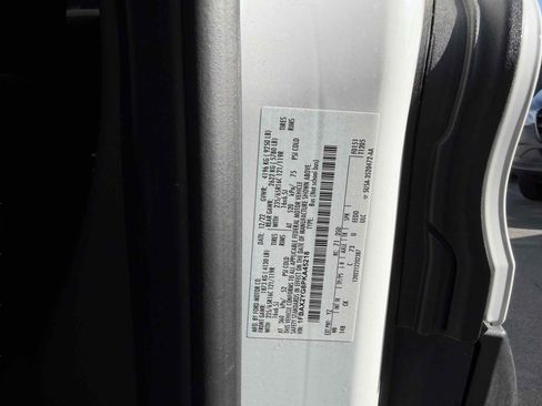 Used 2023 Ford Transit 350 XLT RWD image 28