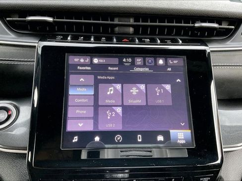 Used 2023 Jeep Grand Cherokee Altitude image 15