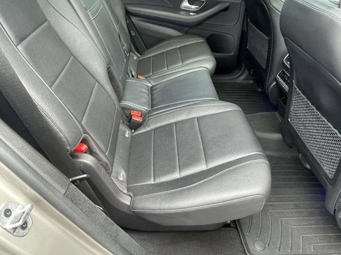 Used 2021 Mercedes-Benz GLS 450 4MATIC image 19
