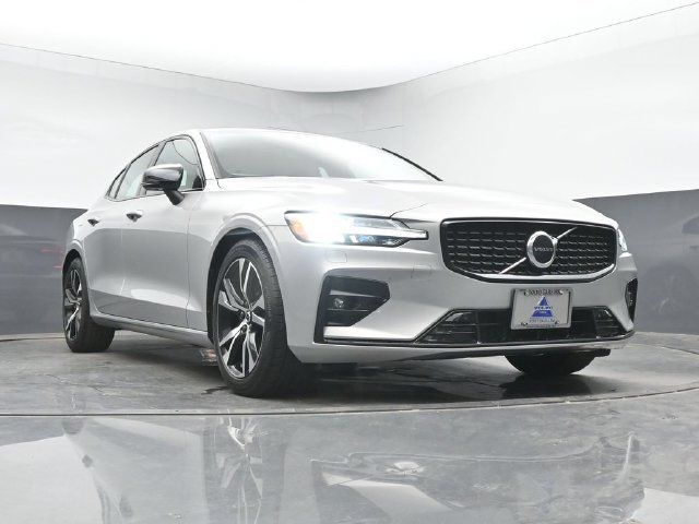 Used 2023 Volvo S60 B5 Core w/ Climate Package FWD image 33
