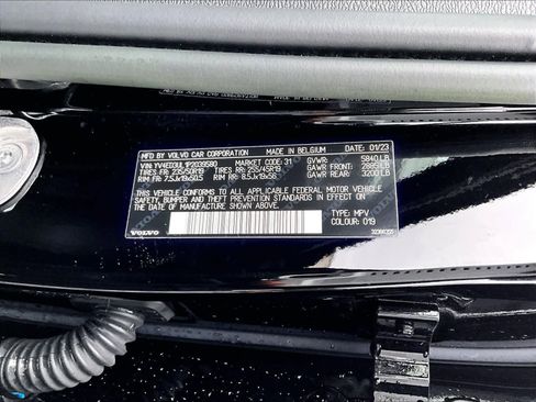 Used 2023 Volvo XC40 Recharge Plus w/ Protection Package Premier image 34